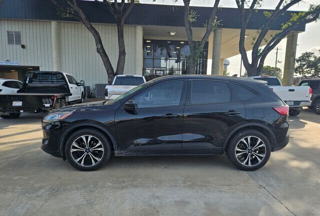 2022 FORD Escape