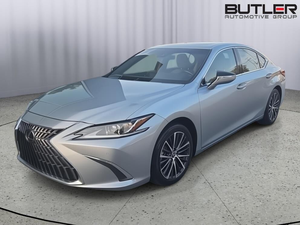 2022 LEXUS ES