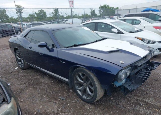 2016 DODGE Challenger
