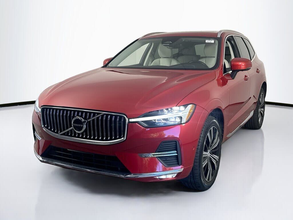 2023 VOLVO XC60