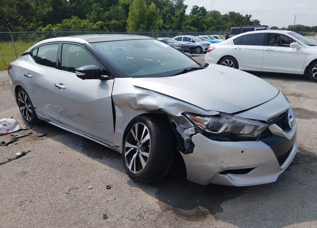 2017 NISSAN Maxima
