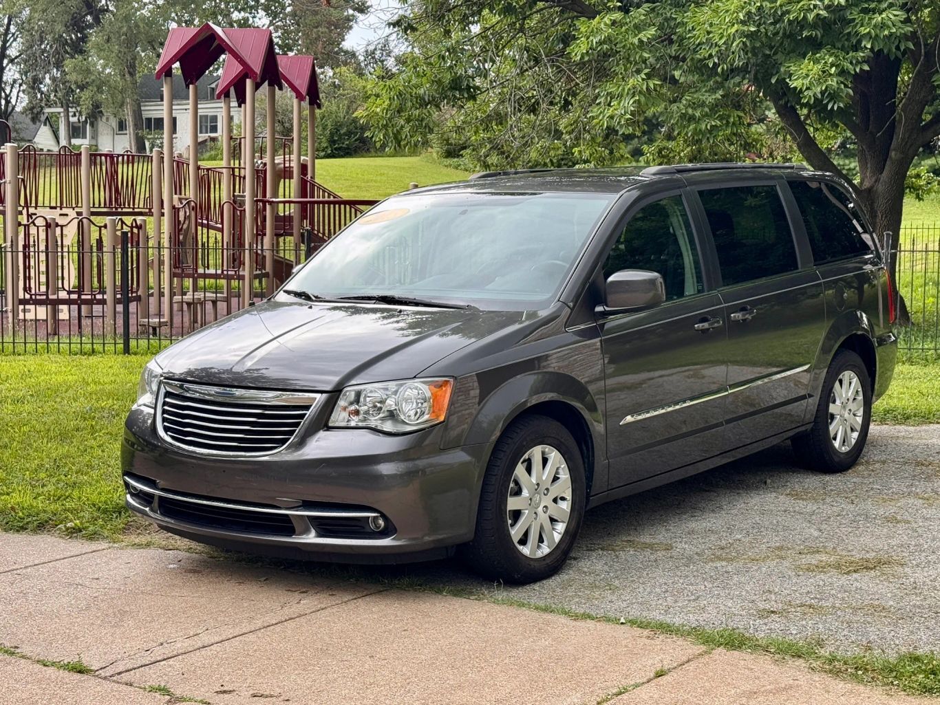 2015 CHRYSLER Town and Country
