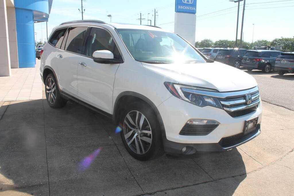 2017 HONDA Pilot
