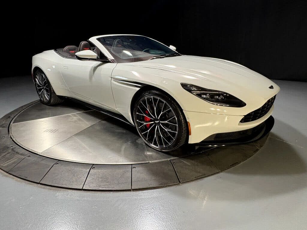 2023 ASTON MARTIN DB11