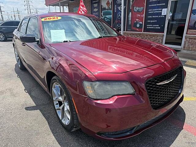 2021 CHRYSLER 300