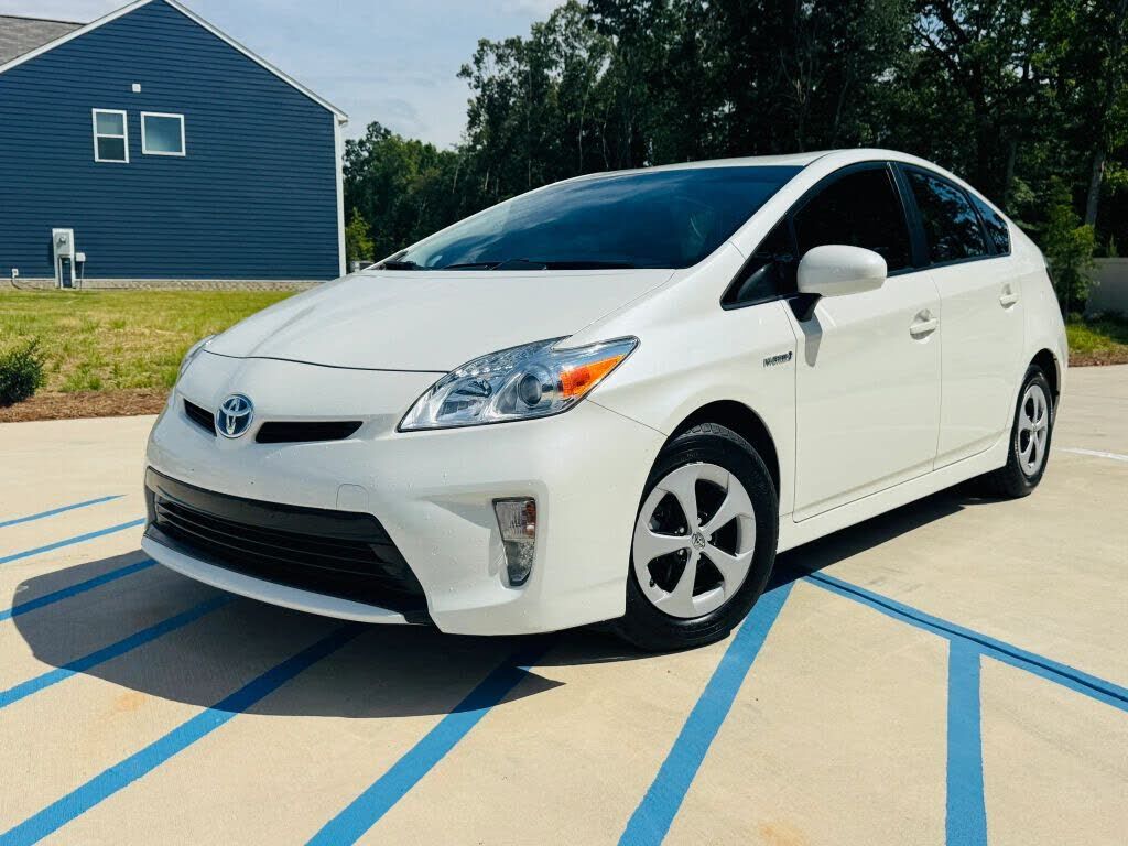 2015 TOYOTA PRIUS