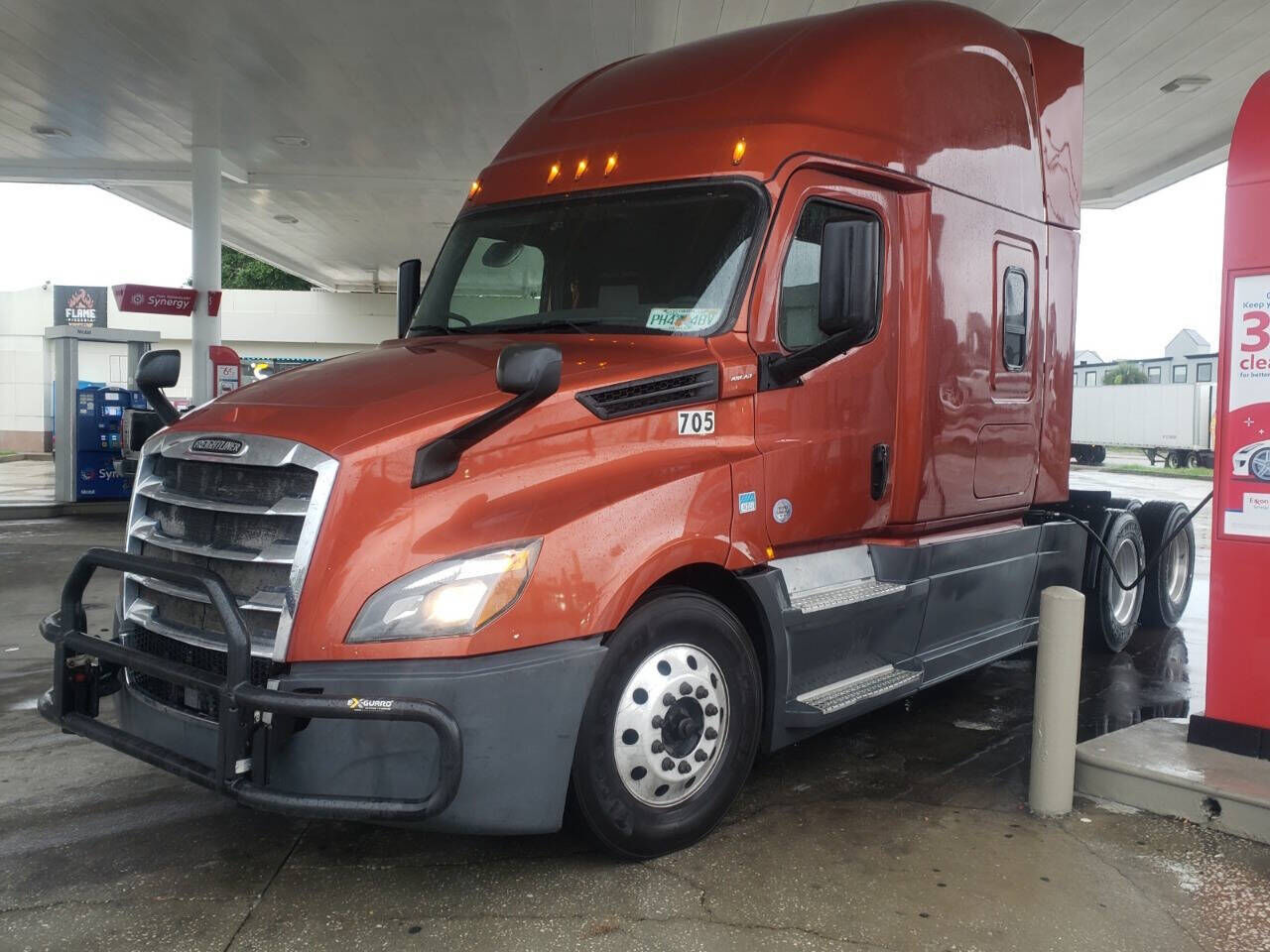 2019 FREIGHTLINER New Cascadia 126" Sleepercab