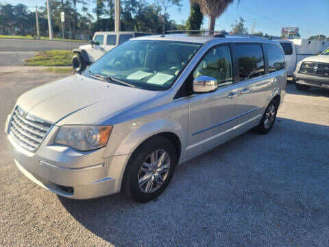 2008 CHRYSLER Town and Country