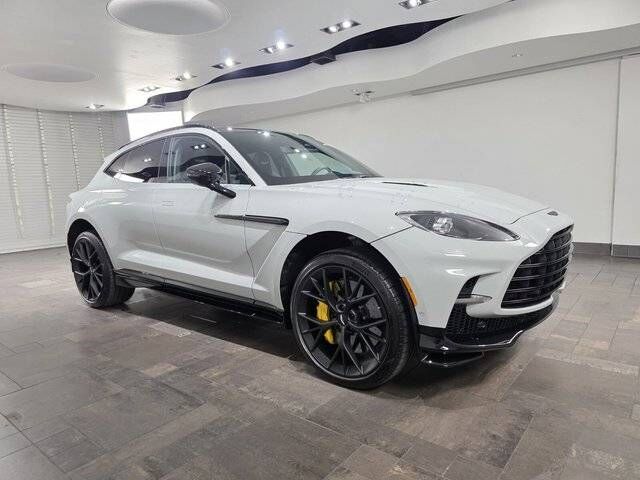 2026 ASTON MARTIN DBX