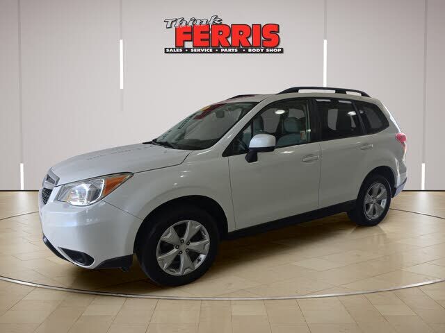 2016 SUBARU Forester