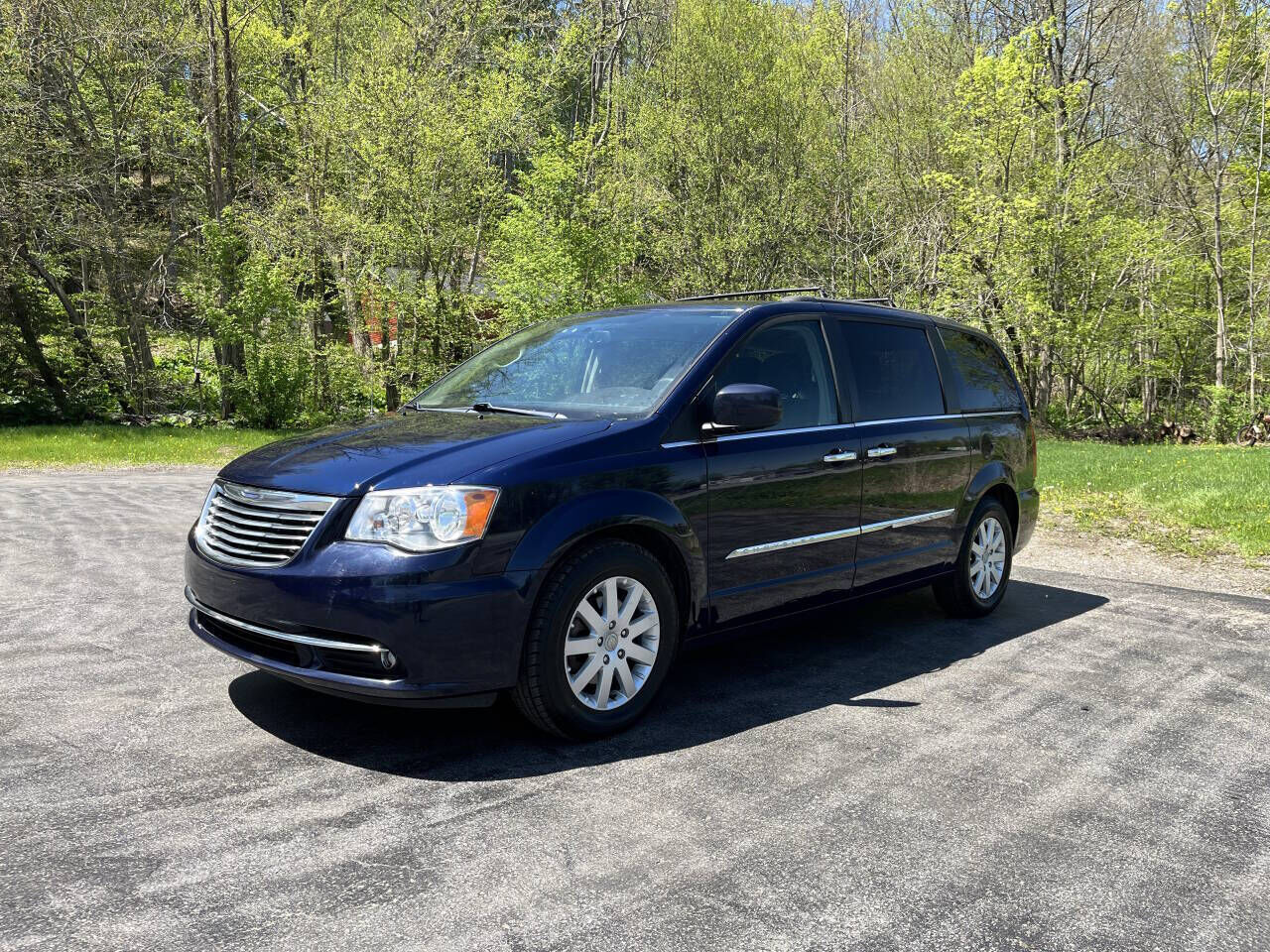2015 CHRYSLER Town and Country