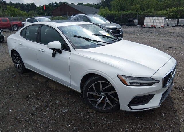 2020 VOLVO S60