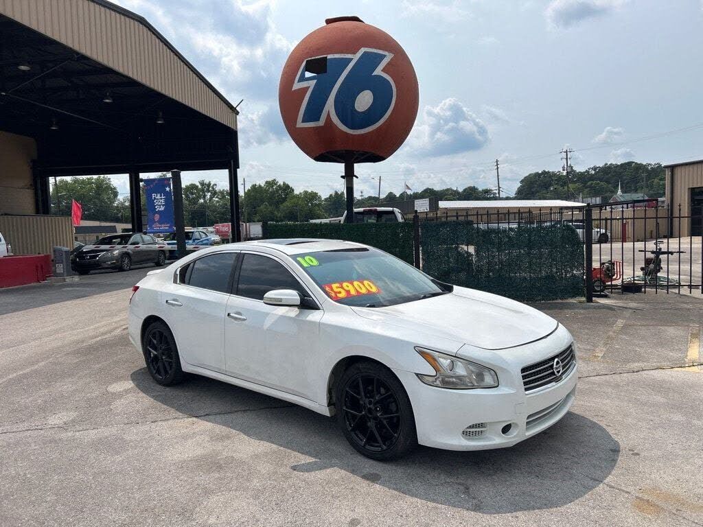 2010 NISSAN Maxima