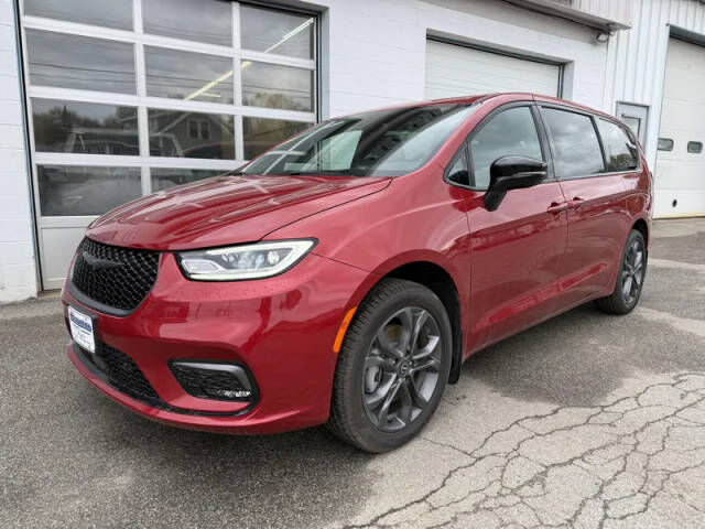 2026 CHRYSLER Pacifica