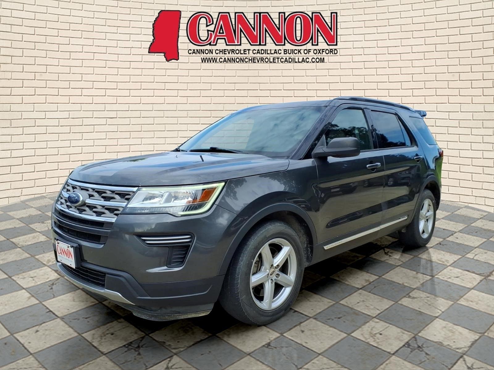 2018 FORD Explorer