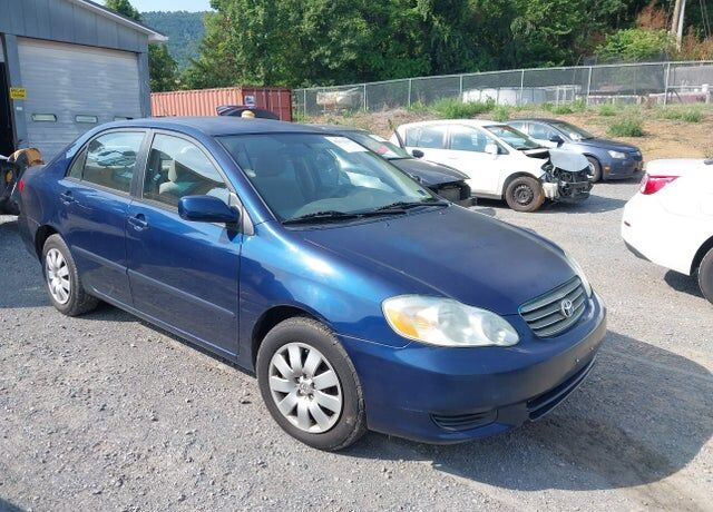 2004 TOYOTA Corolla