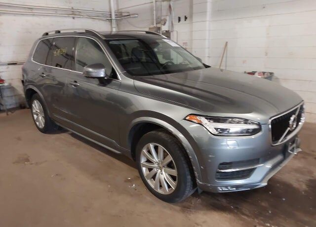 2017 VOLVO XC90