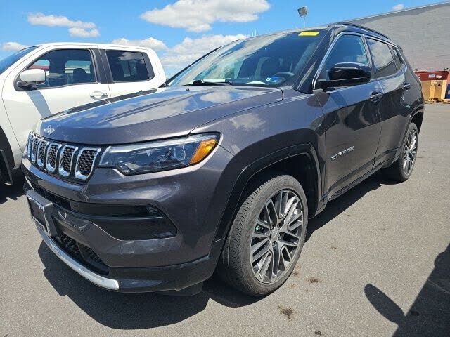 2024 JEEP Compass
