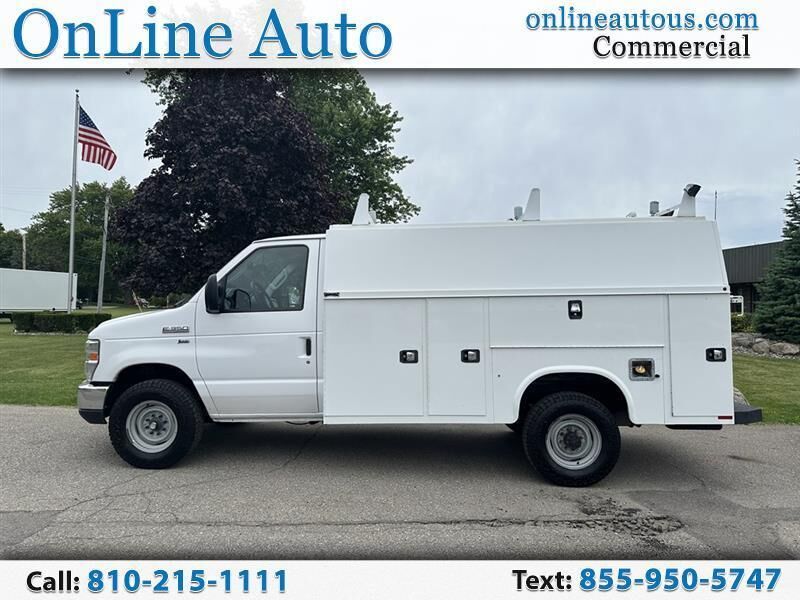 2019 FORD E-350