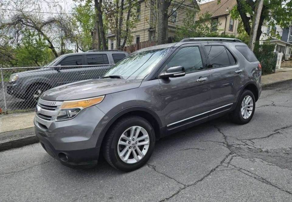 2014 FORD Explorer