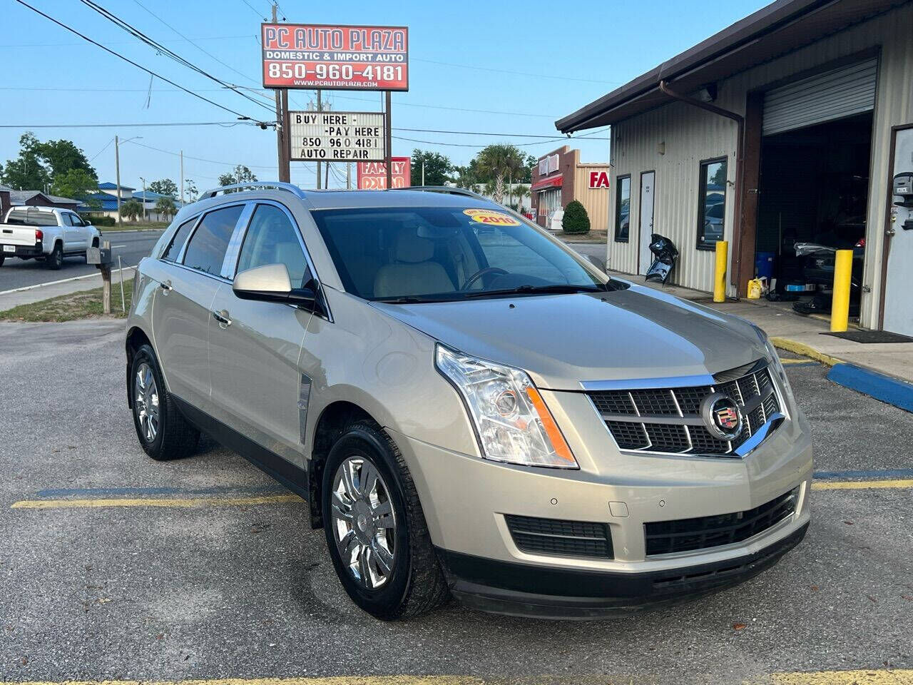 2010 CADILLAC SRX