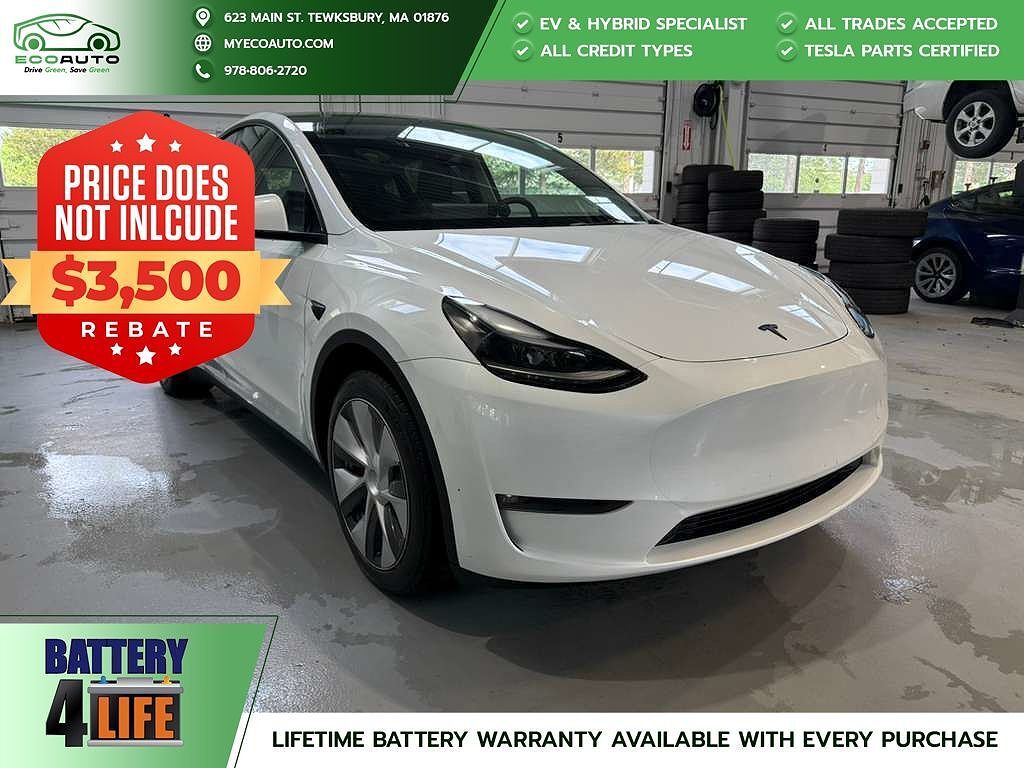 2024 TESLA Model Y
