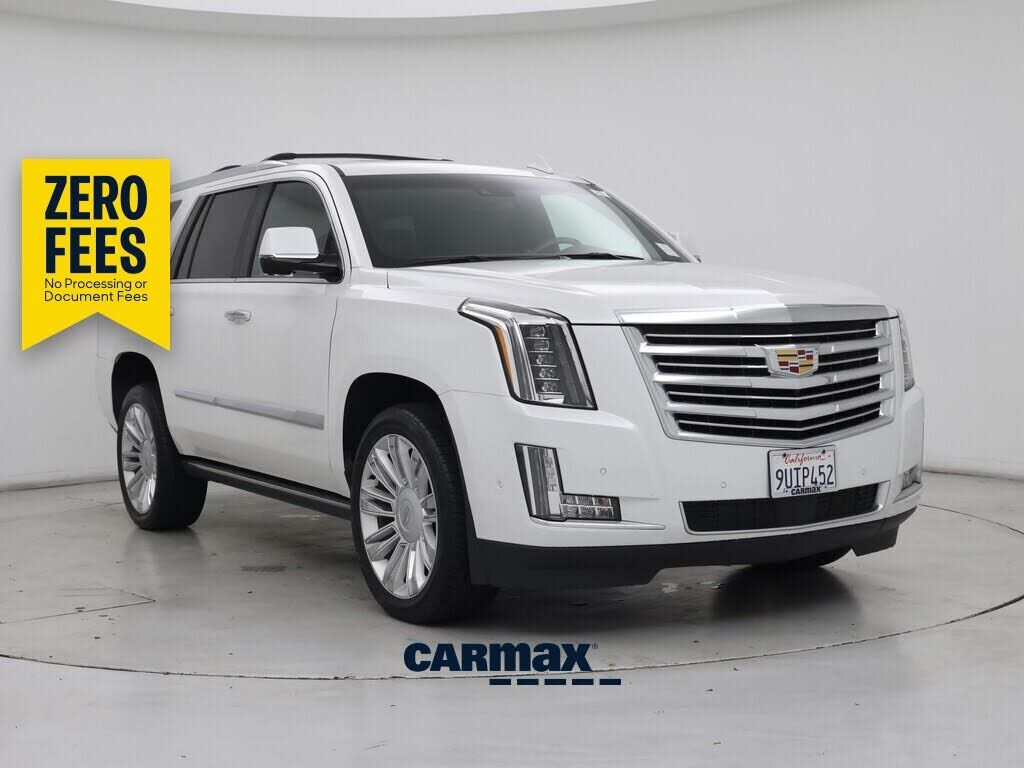 2017 CADILLAC Escalade