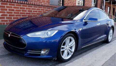 2016 TESLA Model S