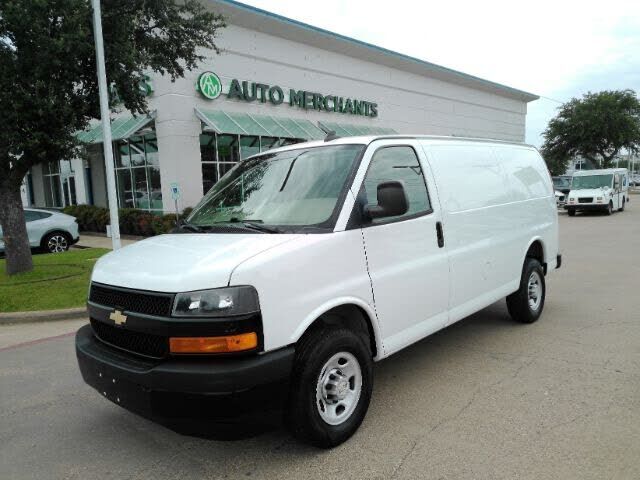 2020 CHEVROLET Express