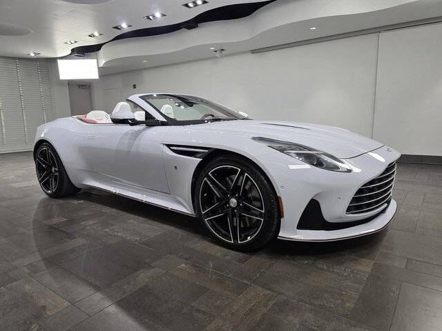2026 ASTON MARTIN DB12
