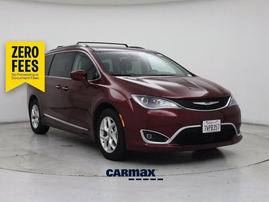 2017 CHRYSLER Pacifica