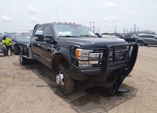 2017 FORD F-350