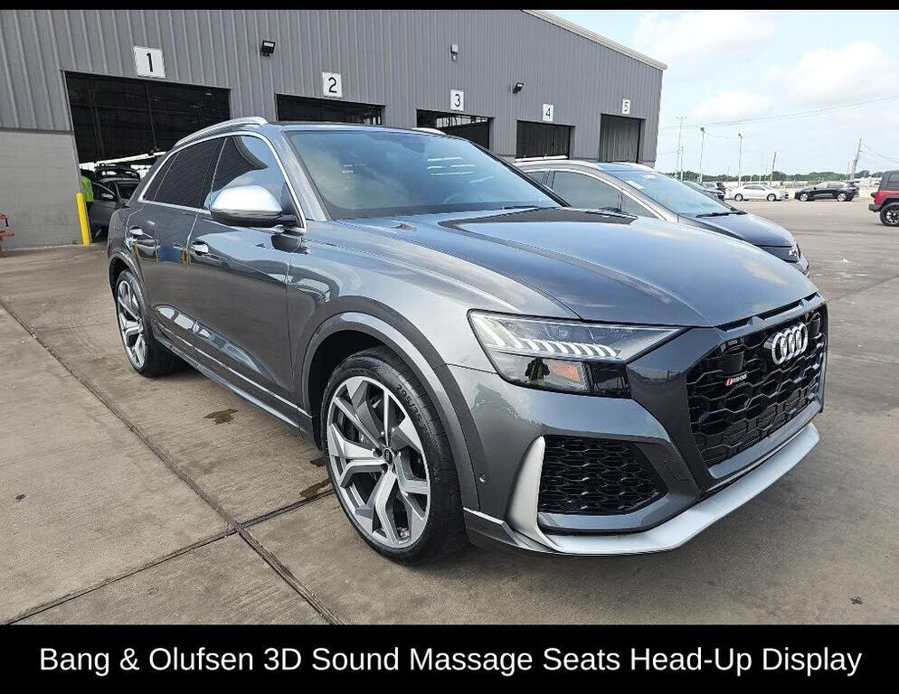 2021 AUDI RS Q8
