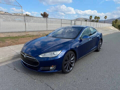 2016 TESLA Model S