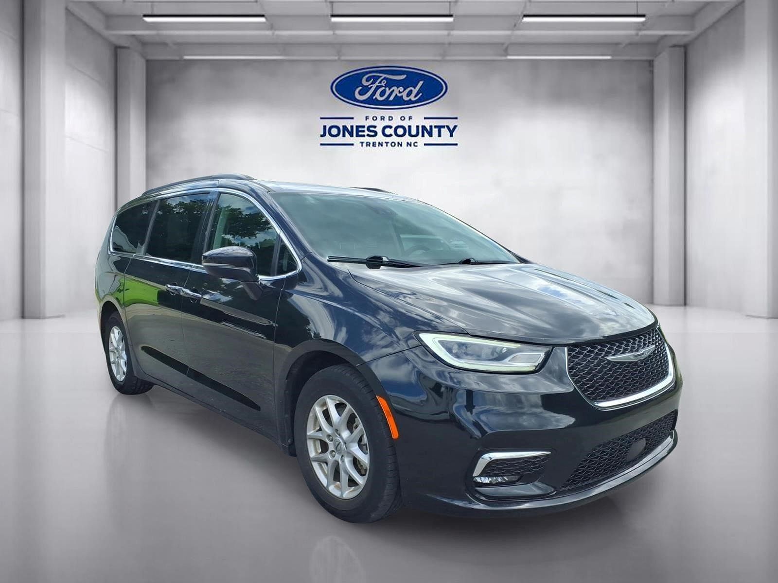 2022 CHRYSLER Pacifica