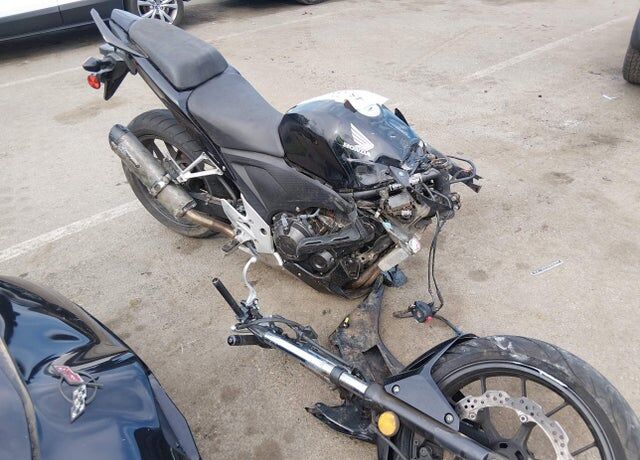 2015 HONDA CB