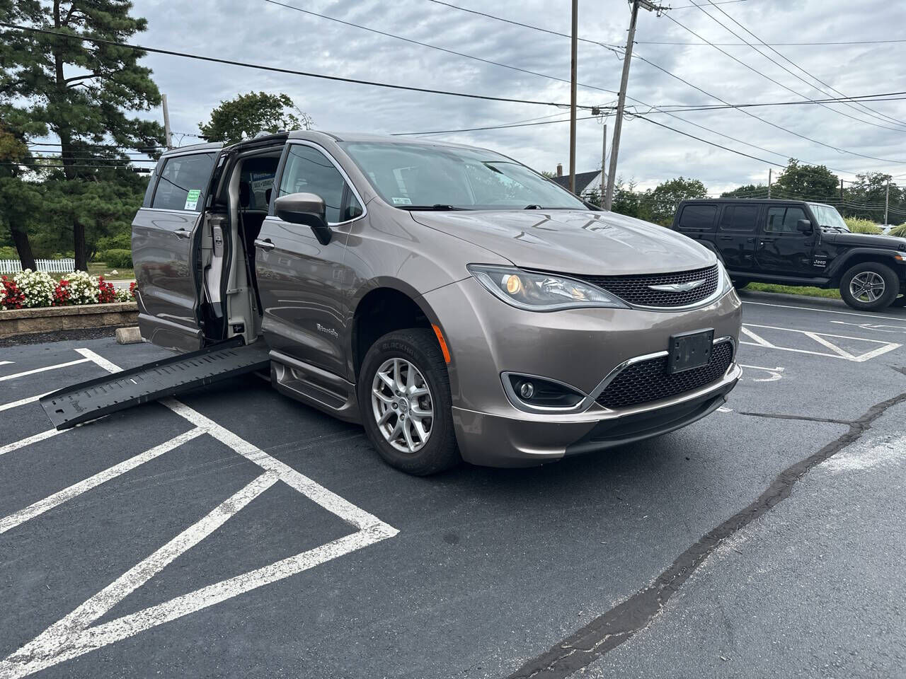 2017 CHRYSLER Pacifica