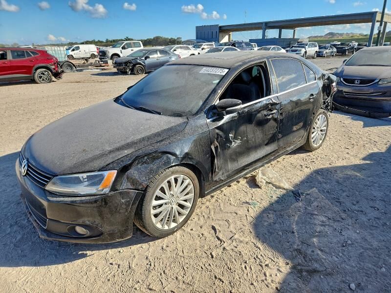 2011 VOLKSWAGEN Jetta