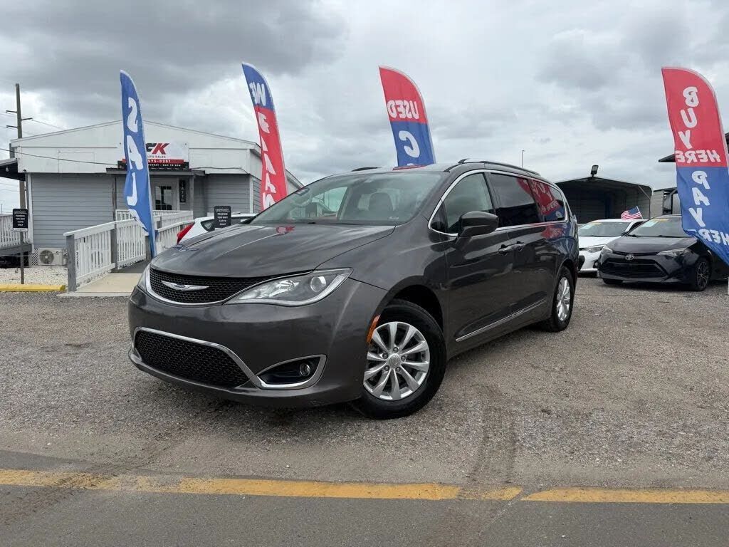 2018 CHRYSLER Pacifica