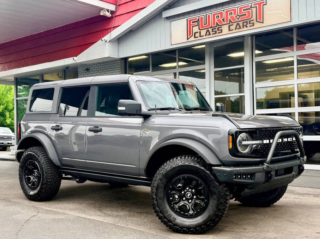 2023 FORD Bronco