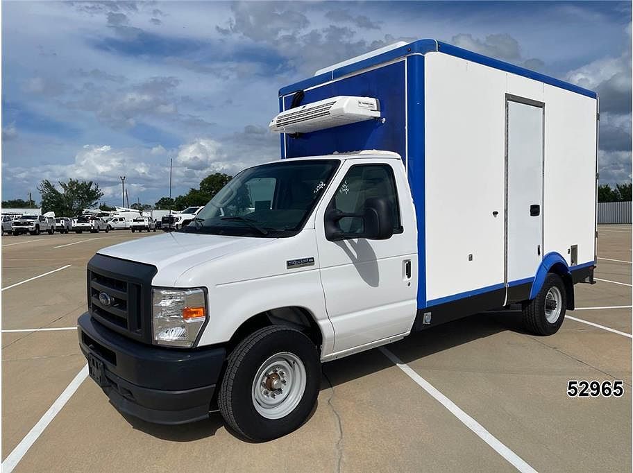 2023 FORD E-350