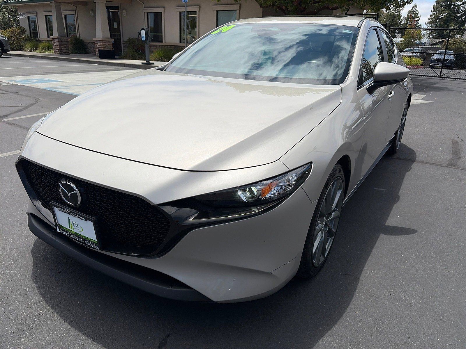 2024 MAZDA Mazda3