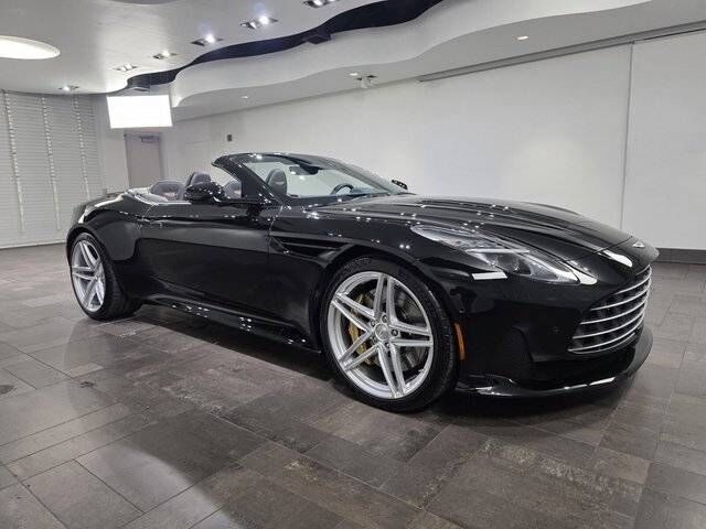 2026 ASTON MARTIN DB12