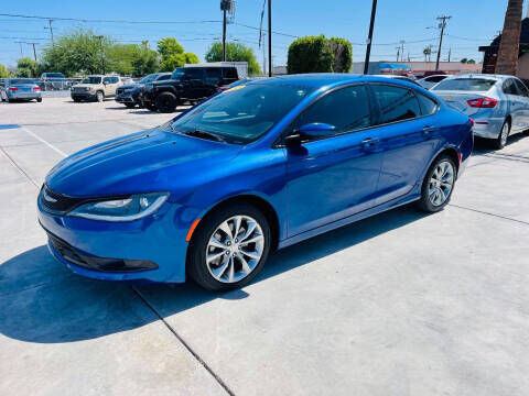 2015 CHRYSLER 200