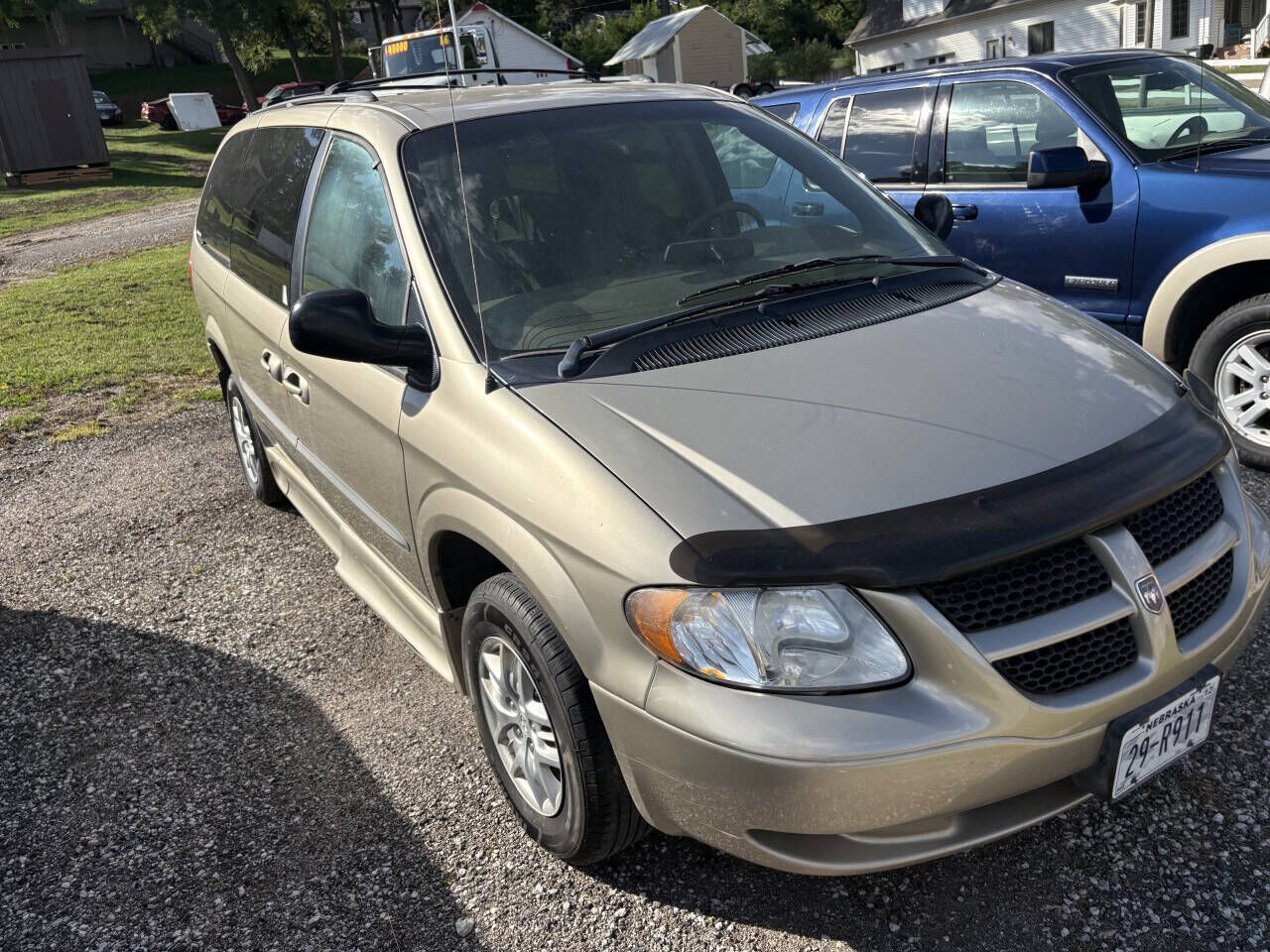 2002 DODGE Grand Caravan