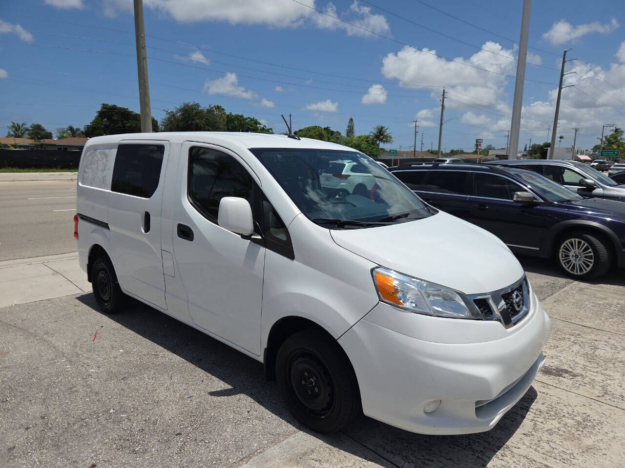 2020 NISSAN NV200