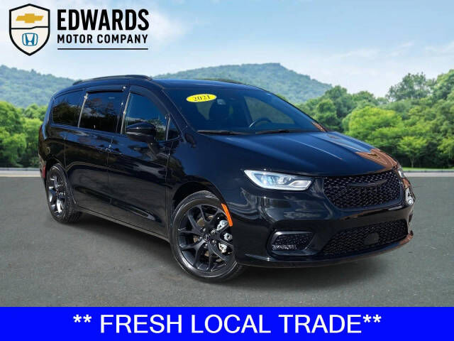 2021 CHRYSLER Pacifica