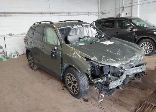 2021 SUBARU Forester