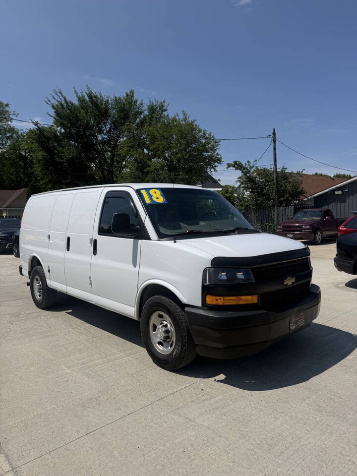 2018 CHEVROLET Express