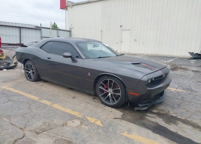 2017 DODGE Challenger